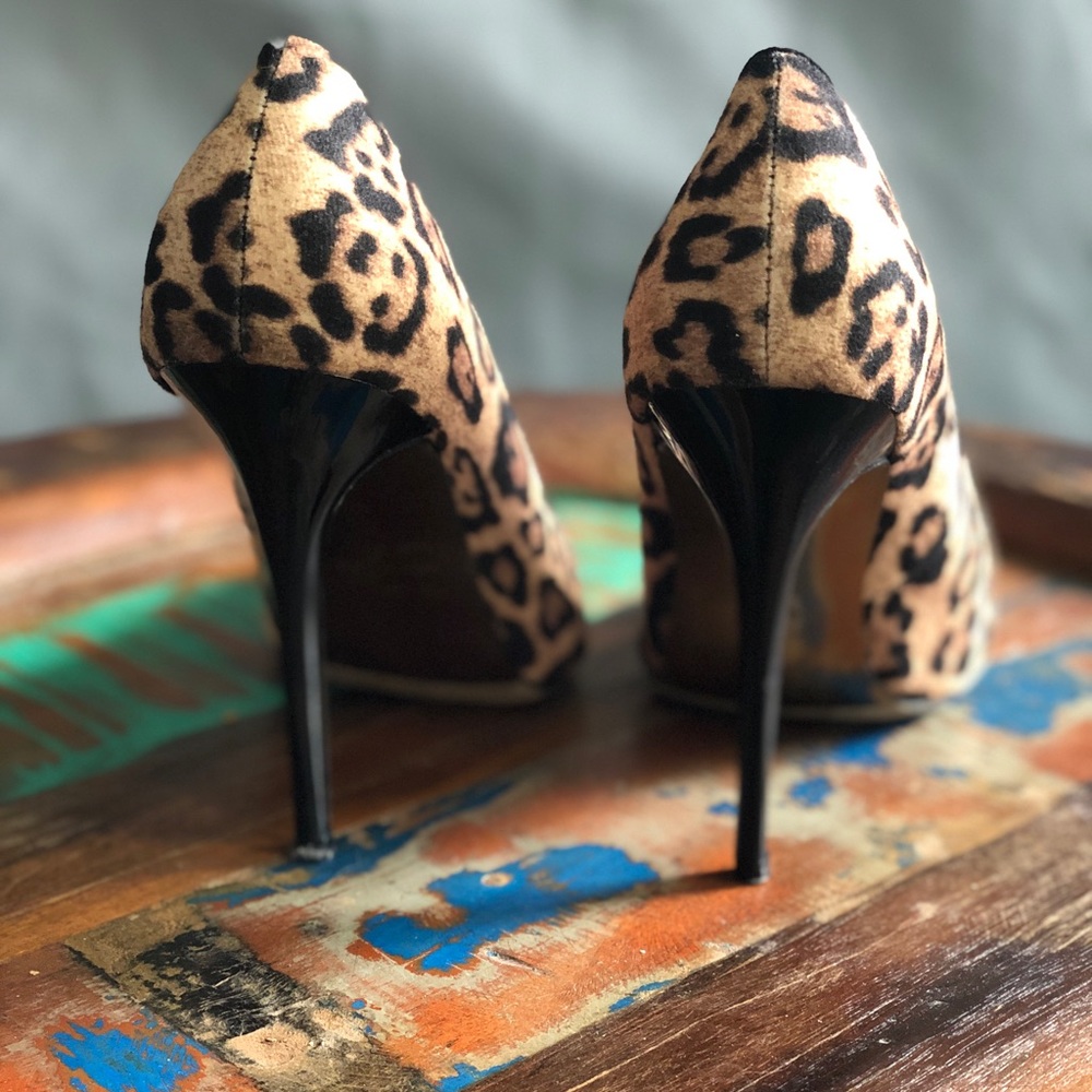 Leopard pumps - Picture 3 of 5